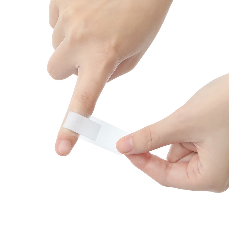 Băng cá nhân trong suốt Plaid Ace Band-S (1.8 x 7.2cm) gói 10 miếng - 14